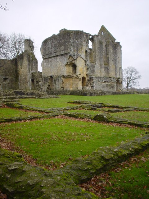 Minster Lovell Hall on Christmas Day, 2003.